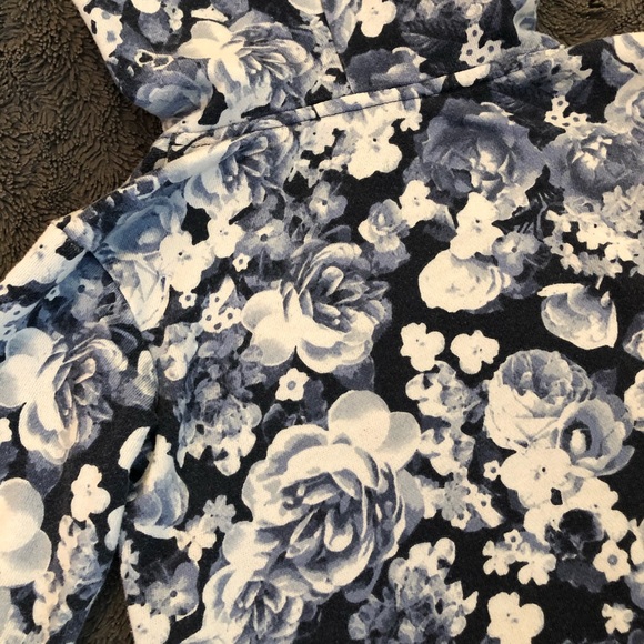 Rose Hoodie - Picture 6 of 6